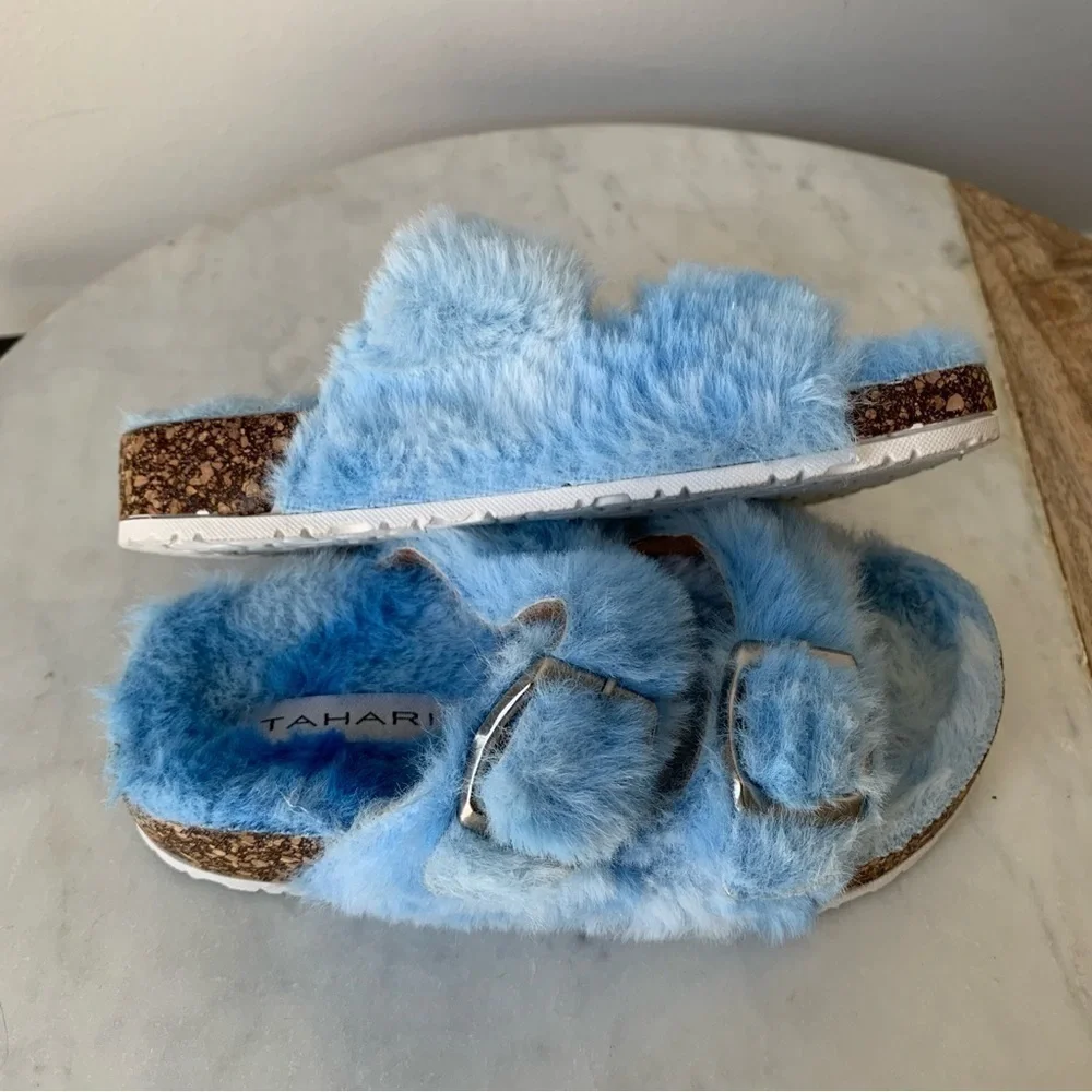 Tahari Fuzzy Blue Sandals Girls 11
